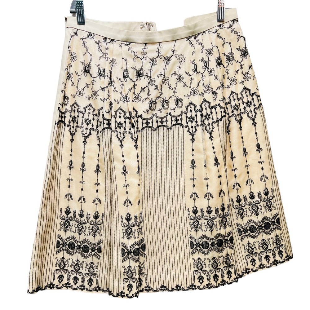 MaxMara Intrend Embroidered Silk Skirt Size 10 Made in Italy